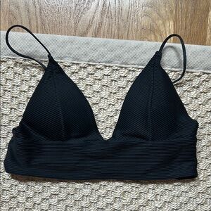 Black triangle bikini top